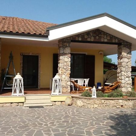 Crisam Bed and Breakfast Sabaudia Exterior foto